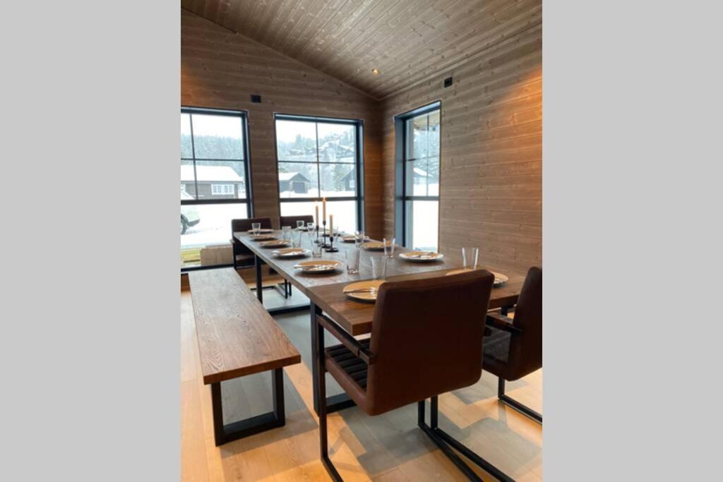 Hytte I Stryn Med Elbil Lader エクステリア 写真