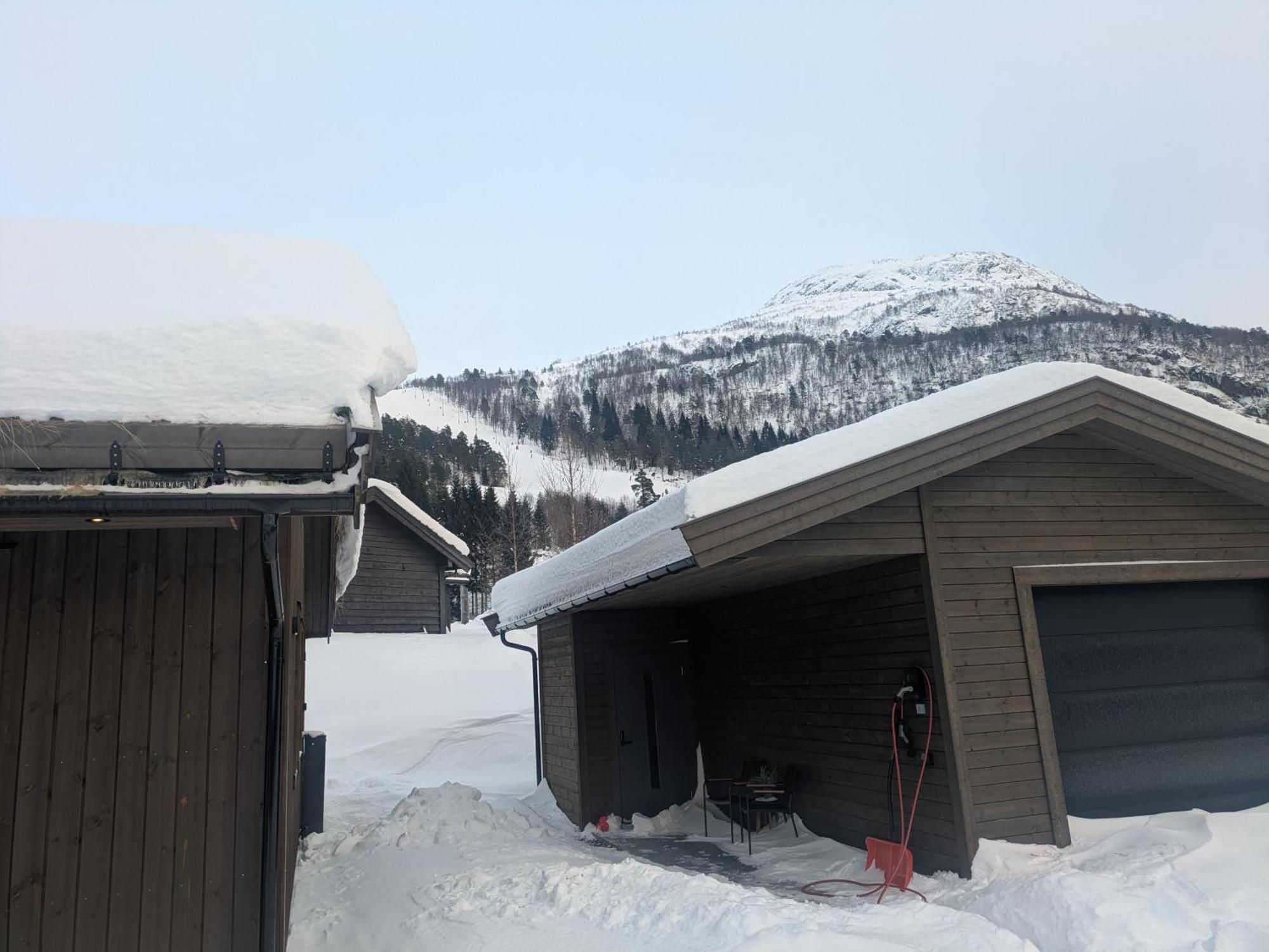 Hytte I Stryn Med Elbil Lader エクステリア 写真